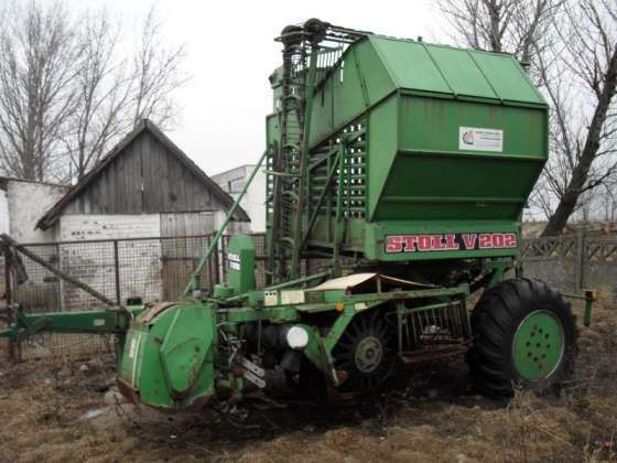 Używany Kombajn do zbioru buraków 2-rzędowy Stoll V202