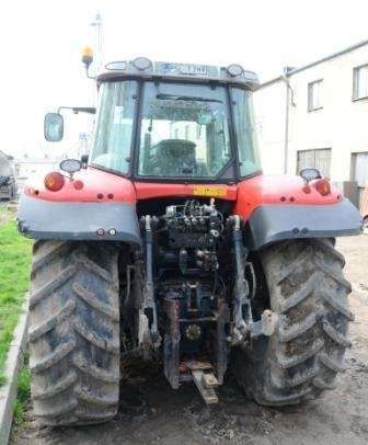 Trzypunktowy Układ Zawieszenia w ciągniku Massey Ferguson 6495