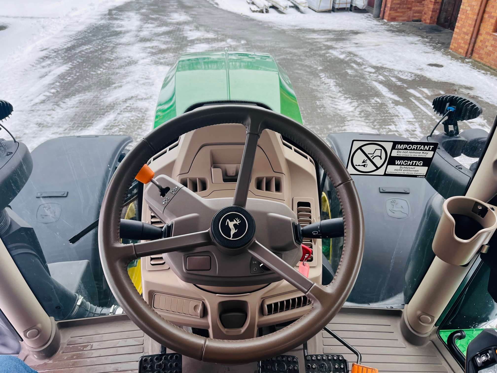Ciągnik rolniczy John Deere 6R 250 KM