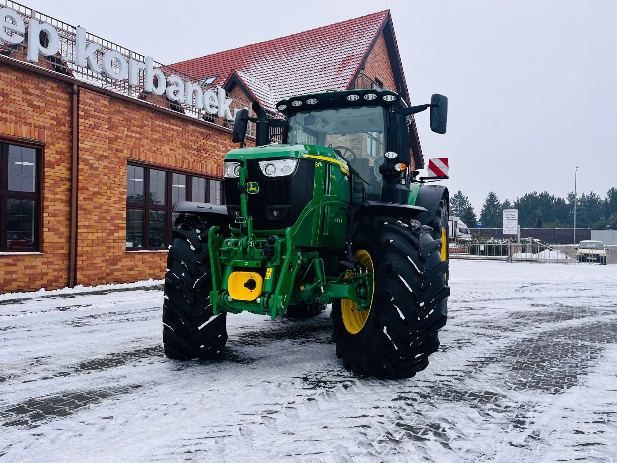 Ciągnik rolniczy John Deere 6R 250 KM