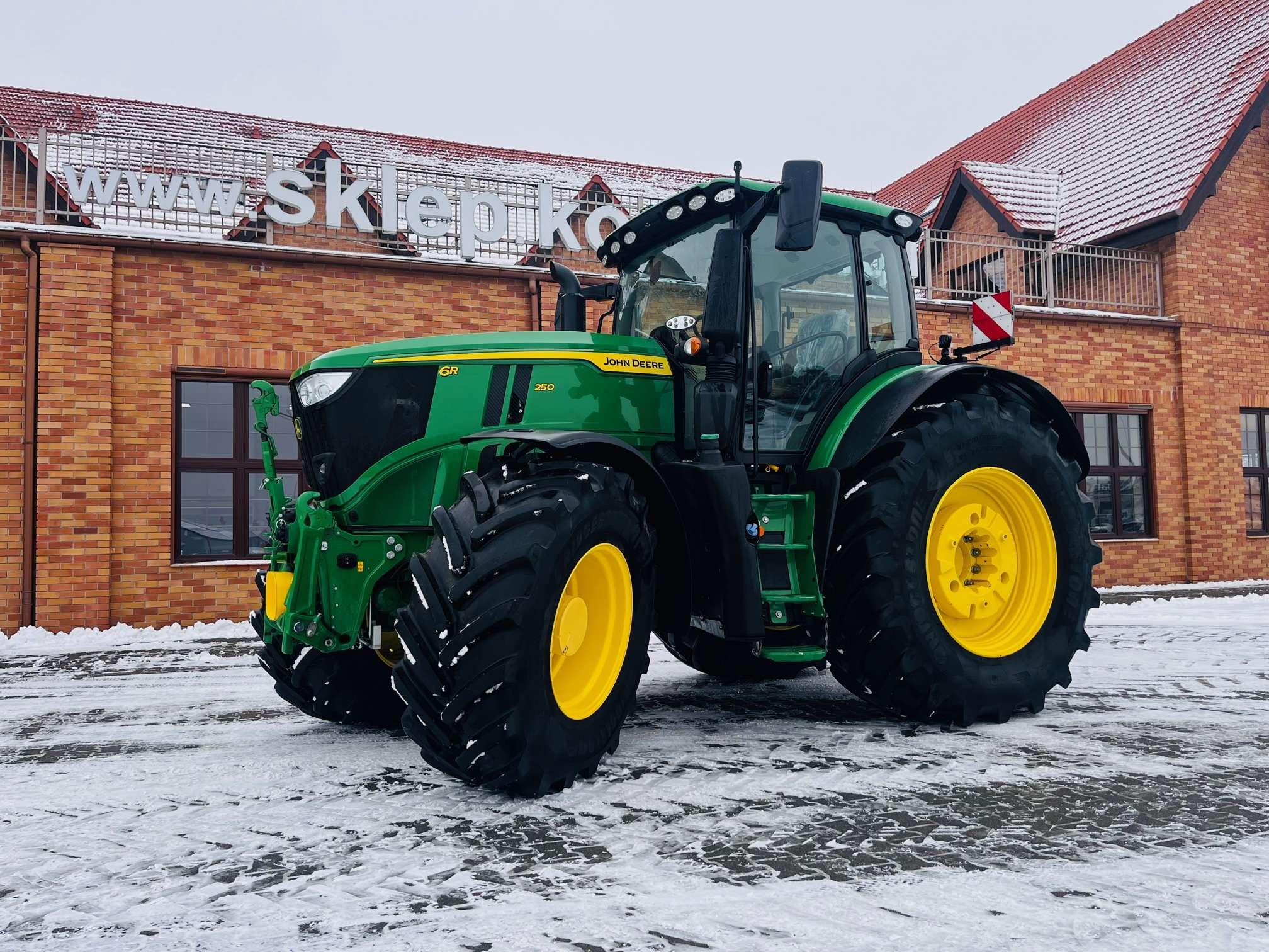 Ciągnik rolniczy John Deere 6R 250 KM