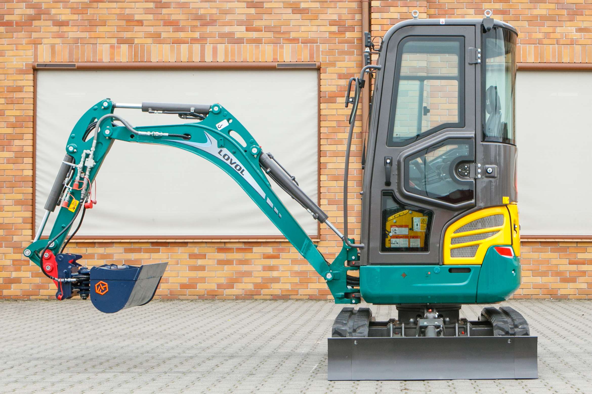 Mini koparka Lovol Korbanek, Nachi, Eaton, Yanmar kabina wentylator