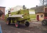 Używany Kombajn zbożowy CLAAS Dominator z 1980 roku widok z tyłu