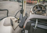 Przestrzeń operatora w ciągniku Arbos 5130 Global