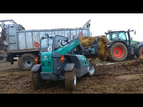 Embedded thumbnail for Ładowarka Kramer KT 124 załadunek obornika na rozrzutnik