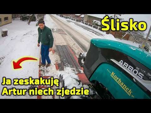 Embedded thumbnail for Skoczył z samochodu na oblodzony chodnik! Wolał aby Artur zjechał ciągnikiem Czy poszło dobrze?