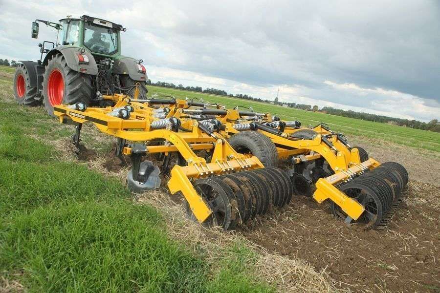 Agisem Agregat Agromulch w polu