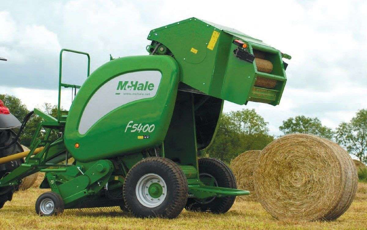 Prasa stałokomorowa walcowa McHale F5400 otwarta komora balota